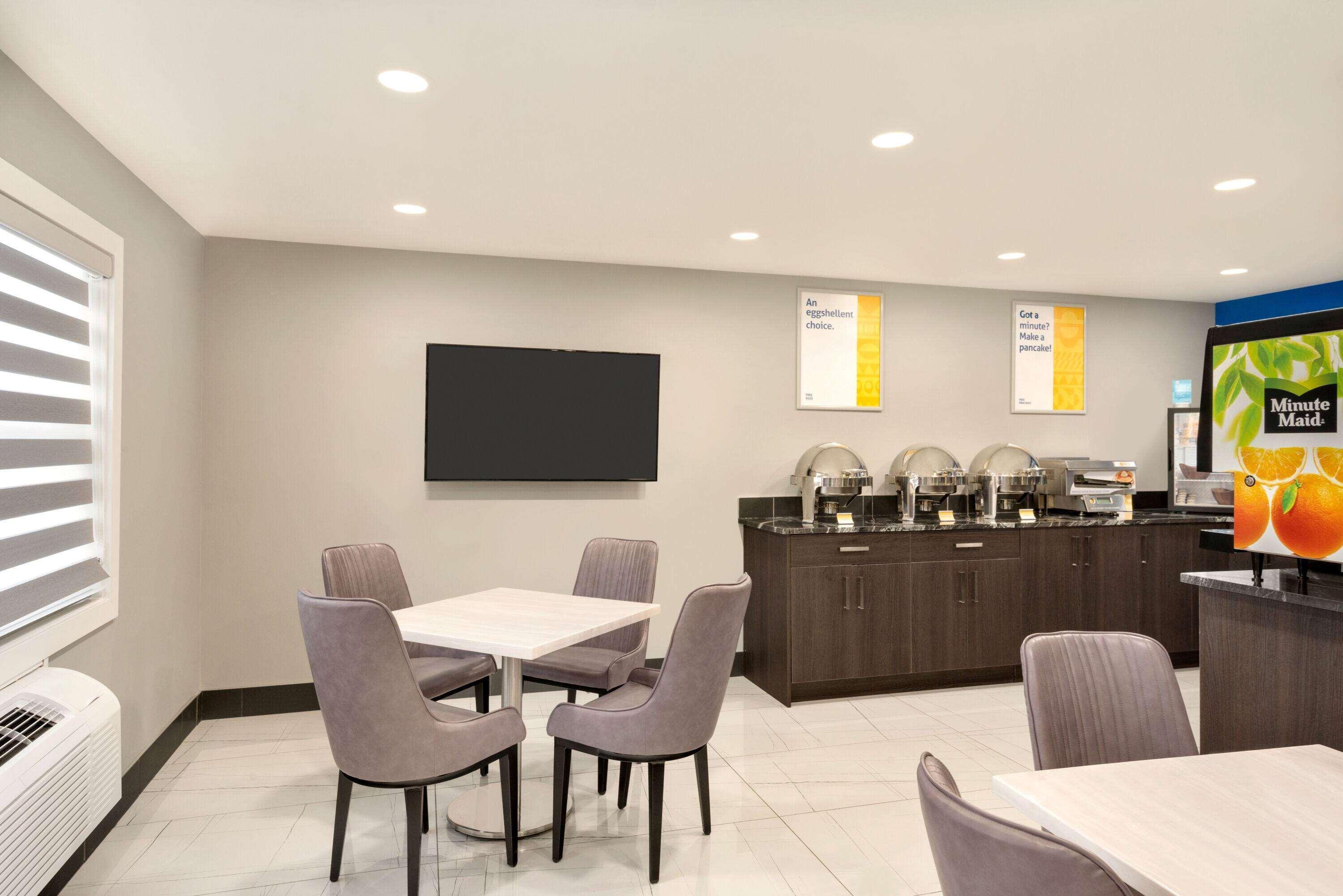 Days Inn By Wyndham Wainwright מראה חיצוני תמונה